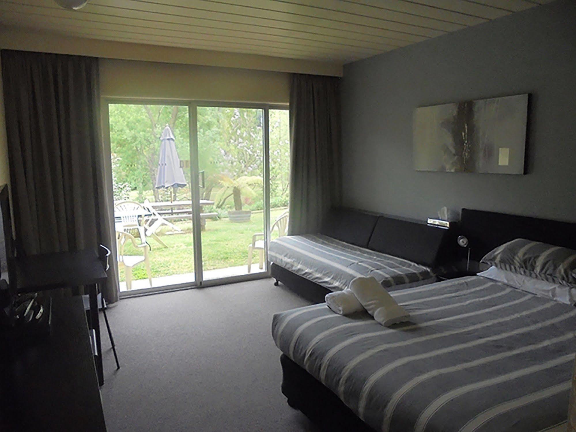 Riverbank Park Motel Bright Luaran gambar
