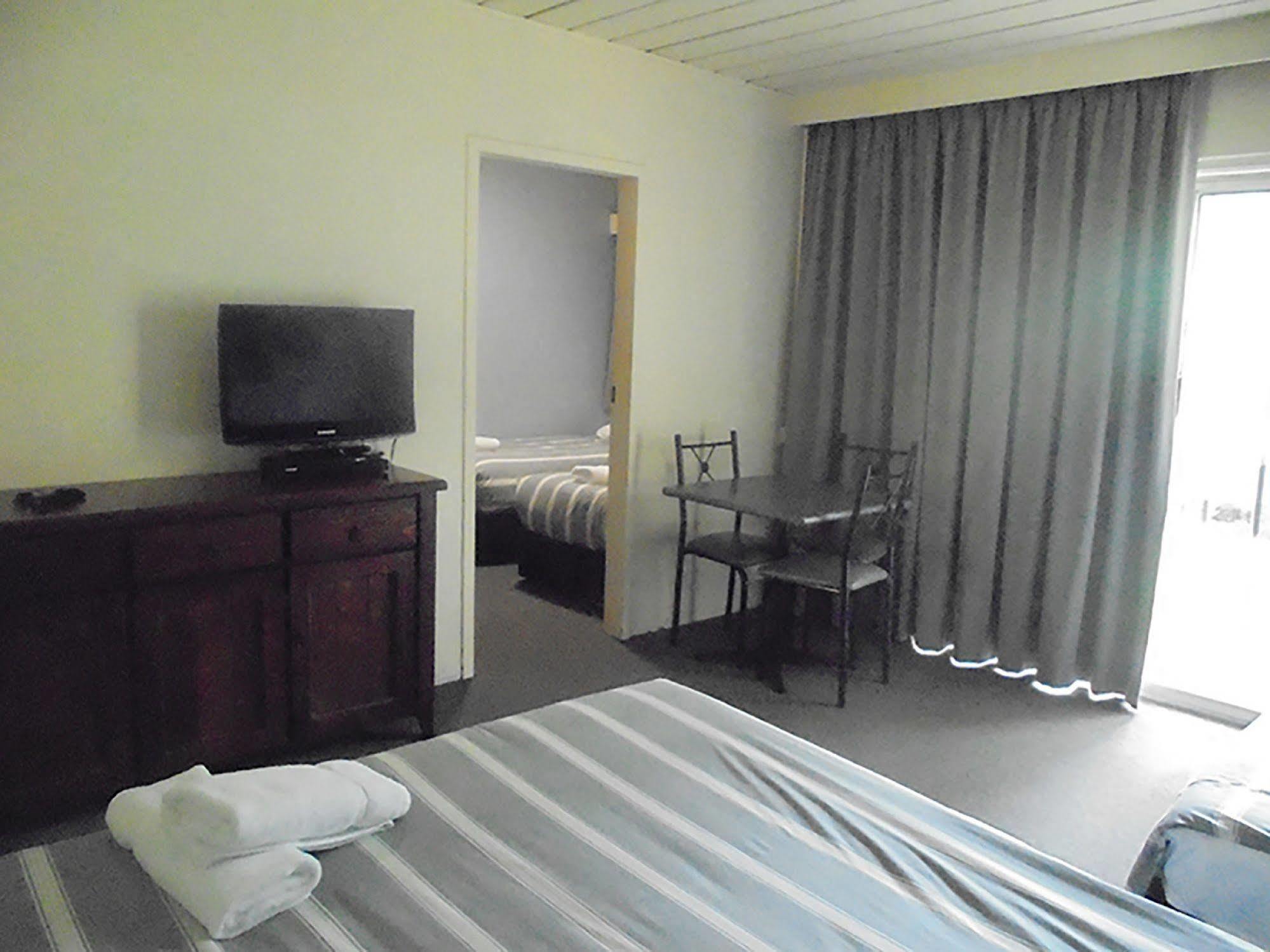 Riverbank Park Motel Bright Luaran gambar
